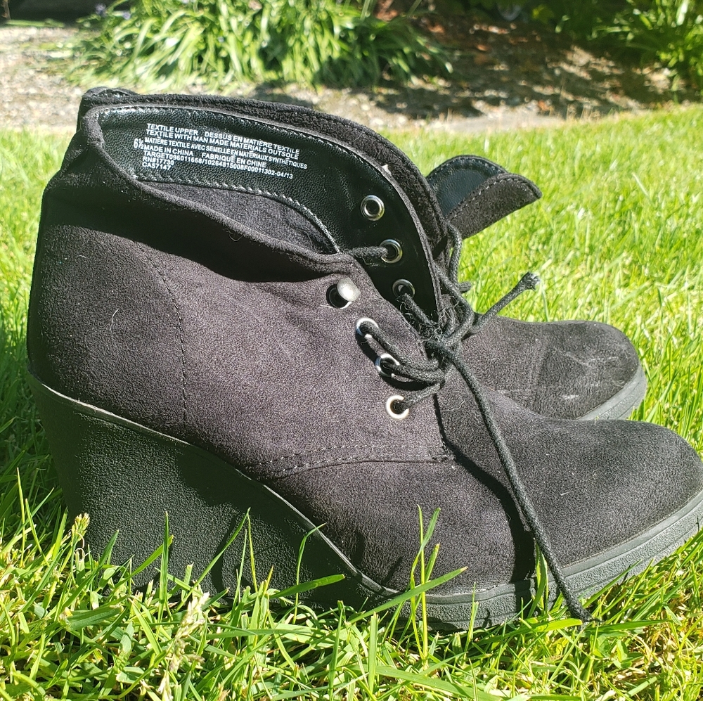 Cute wedges!